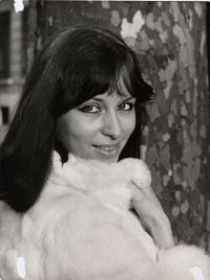 julie72swpelzklein.jpg